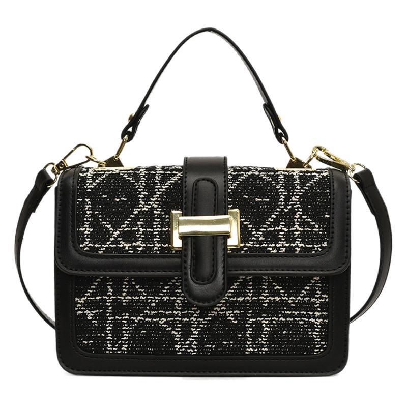 Small square bag women's bag 2025 autumn and winter new personalized Korean version simple solid color texture trend foreign style oblique span han