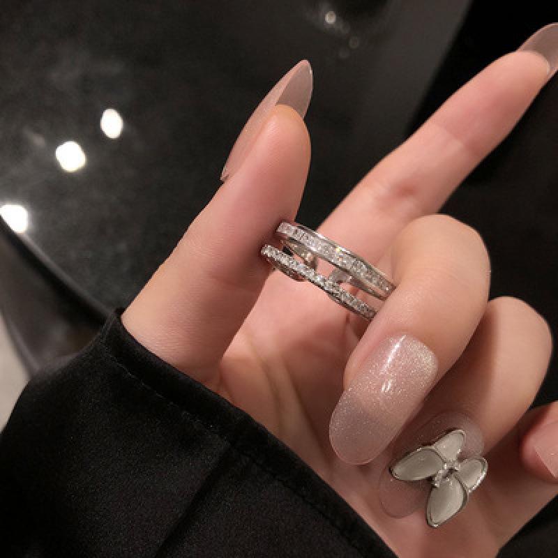 Korean Minimalist Sparkling Zircon Open Ring - Luxurious High-End Style for Influential Women