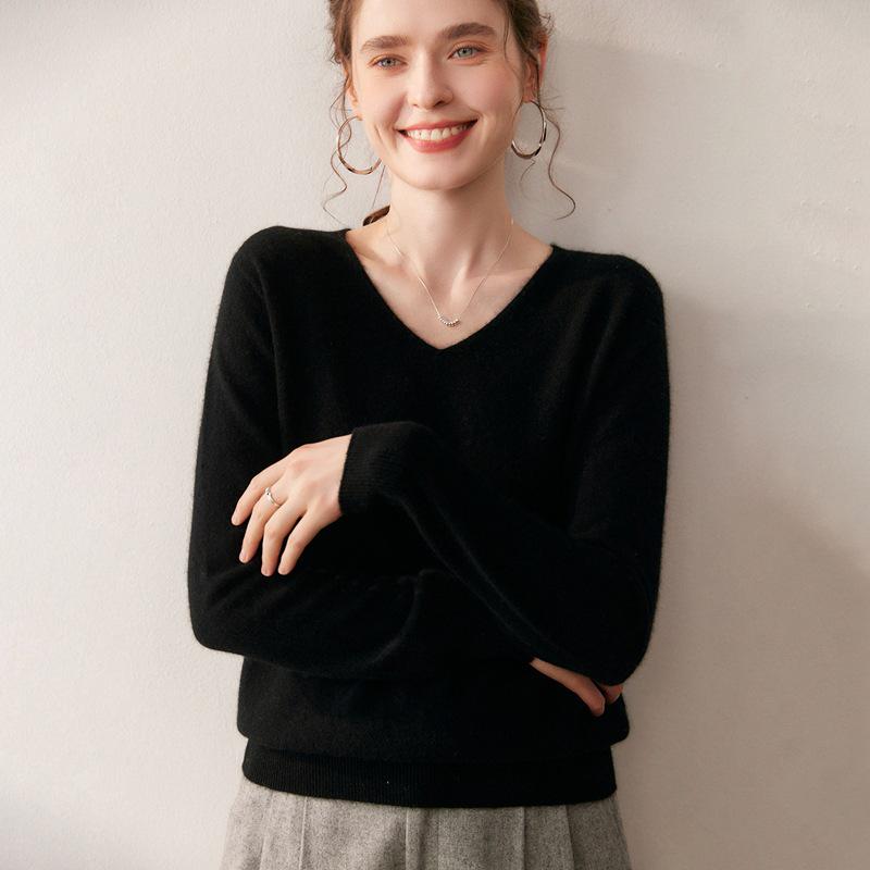 Women's Cashmere V-Neck Solid Color Soft Loose Sweater - Autumn/Winter New Arrivals