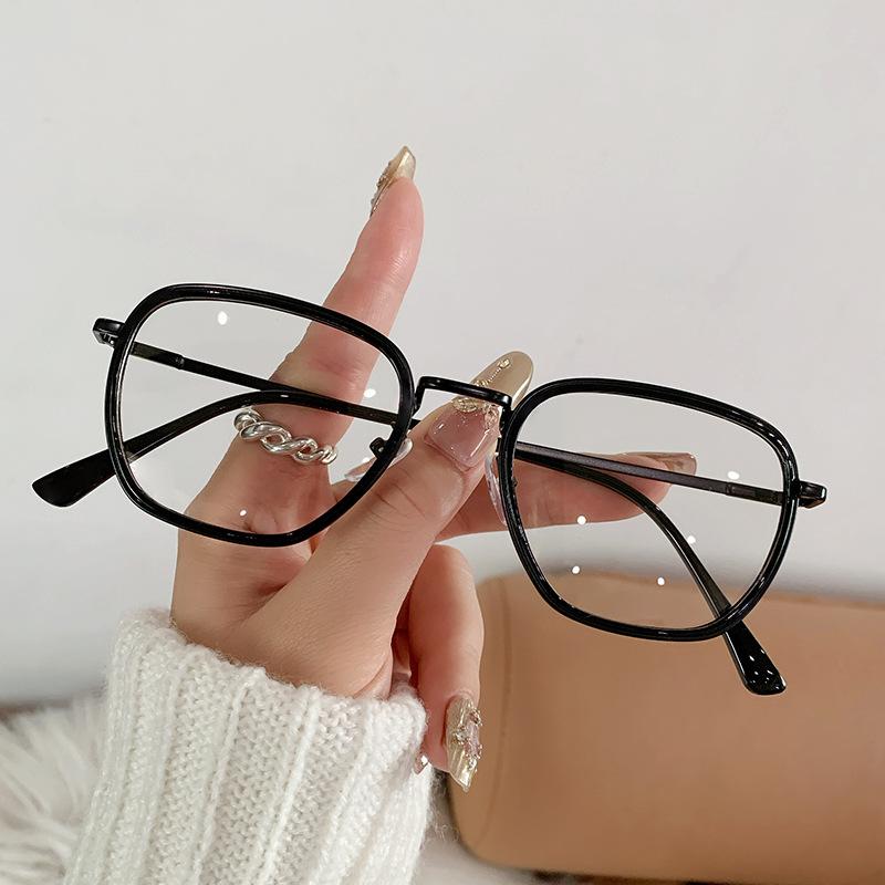 Fashion ultra-light plain flat glasses trendy new trend color-changing anti-blue glasses personalized versatile glasses frame