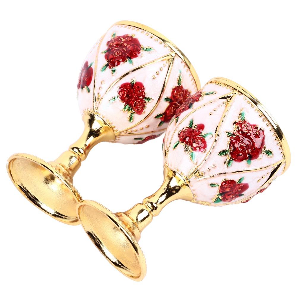 2pcs Alloy Vintage Metal Wine Cup Golden White Red Retro Metal Wine Cup Tabletop Decorations