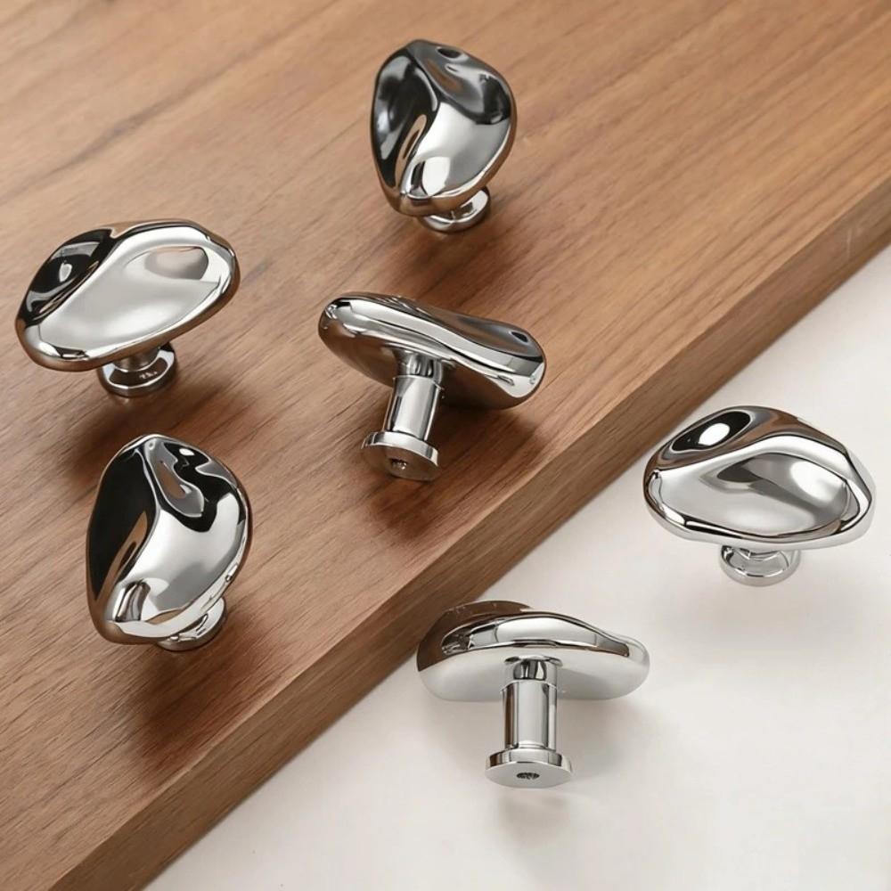 Solid Vintage Furniture Handles Alloy Nordic Style Wardrobe Handles Single Hole Dresser Hardware