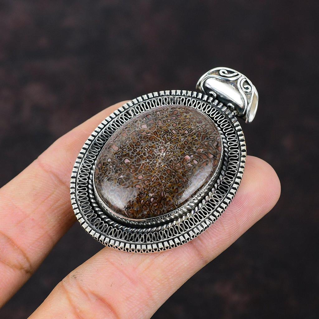 Wisiorek z kości dinozaura, zabytkowy wisiorek, biżuteria z kamieni szlachetnych, 925, srebrny wisiorek, ręcznie robiony, elegancki wisiorek, prezent dla matki, designerski wisiorek