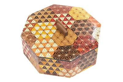 Hakone Maruyama Marquetry Octagonal Cake Tortoise Shell Dish,