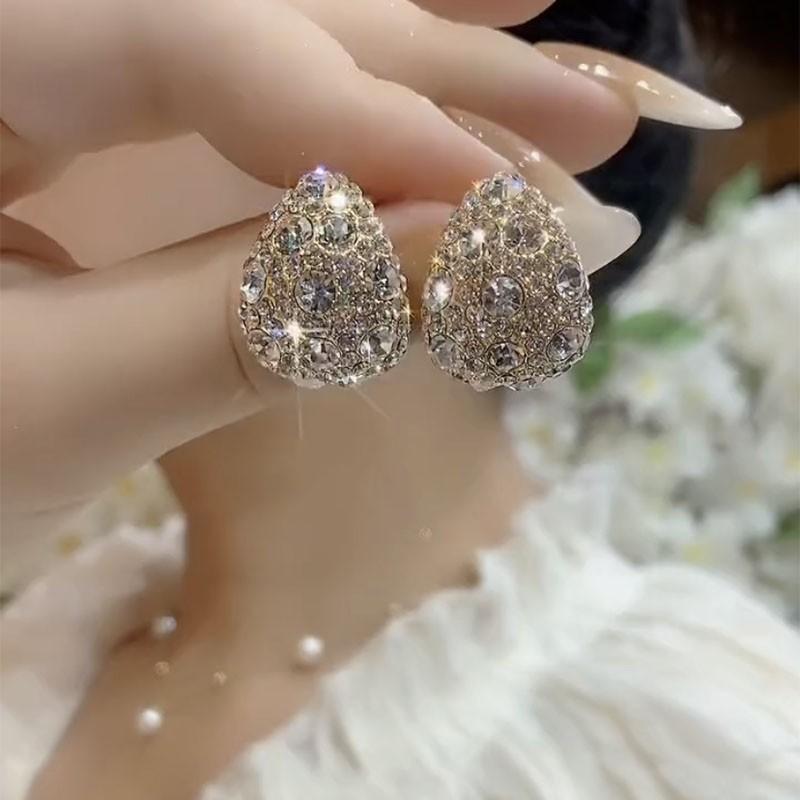 2025 New Water Drop Stud Earrings for Women Full Crystal Geometry Luxury Wedding Ear Jewelry Exquisite Small Earrings brincos