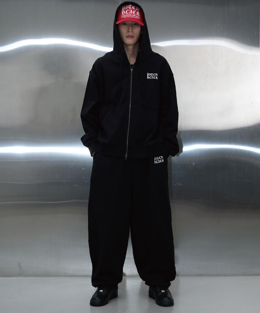 Pichibeullaeg Basic Logo Sweat Pants (Black)