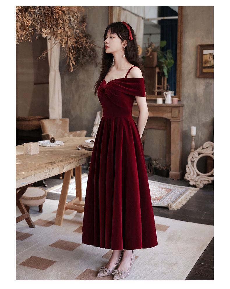 

2025 Wine Red One-Shoulder Toasting Dress for Petite Women - Perfect for Summer Weddings, Engagements, and Parties XXL