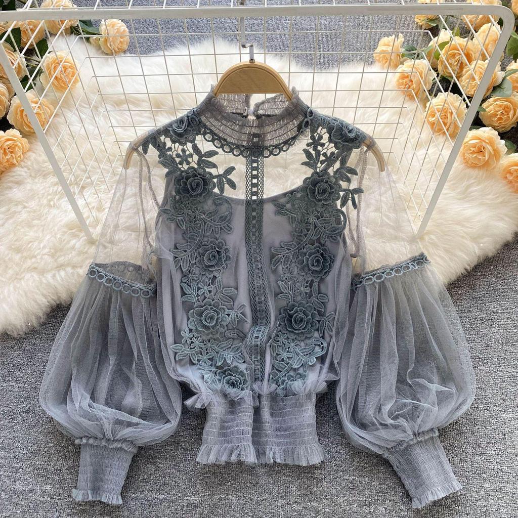 Niche 3D Flower Patchwork Mesh Lantern Sleeve Slim Fit Lace Top for Women