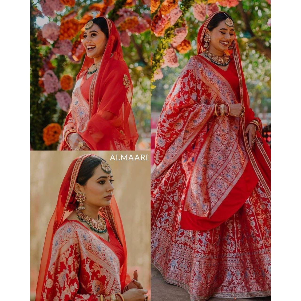 

Дышащие органические сари Banarasi для интимных и больших индийских свадеб, которые не причиняют вреда вашей коже и поднимают настроение вашим свадебным махинациям!