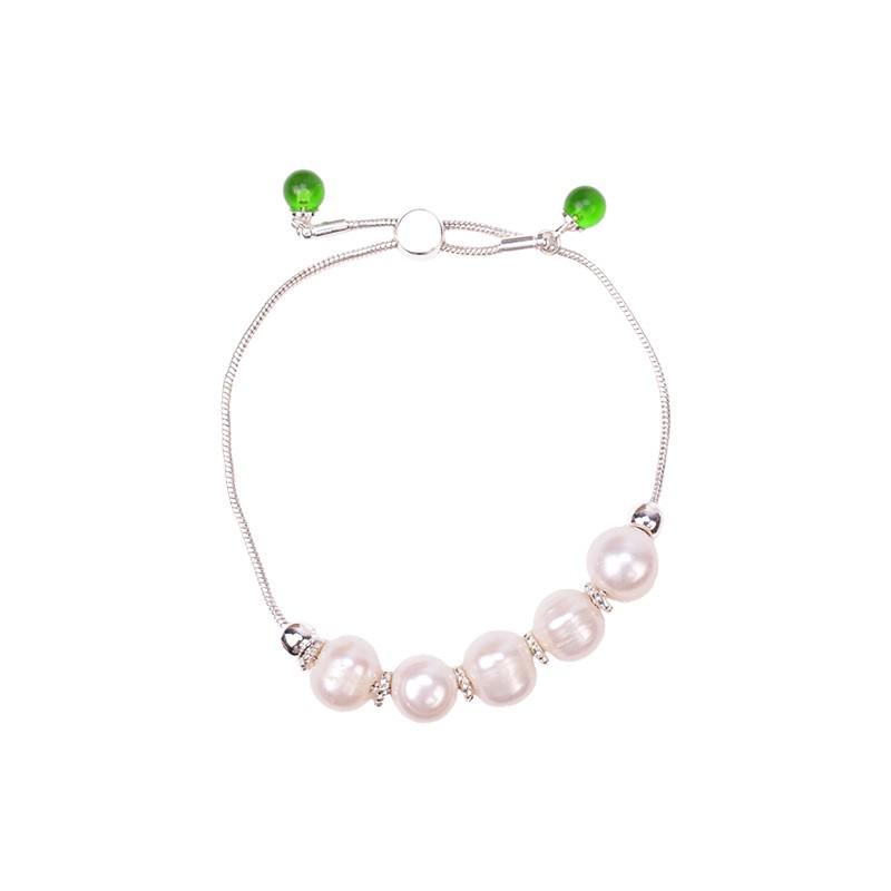 Retro Minimalist Pearl Bracelet for Women: Niche Chinese Design with a Cool Stylish Touch