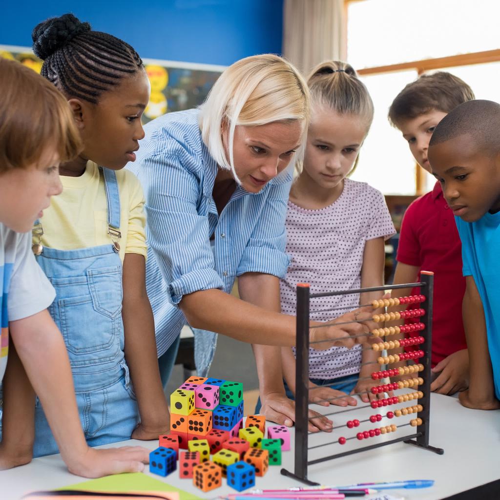 5pcs Christmas Party  Dice for Fun and Interactive Group Entertainment