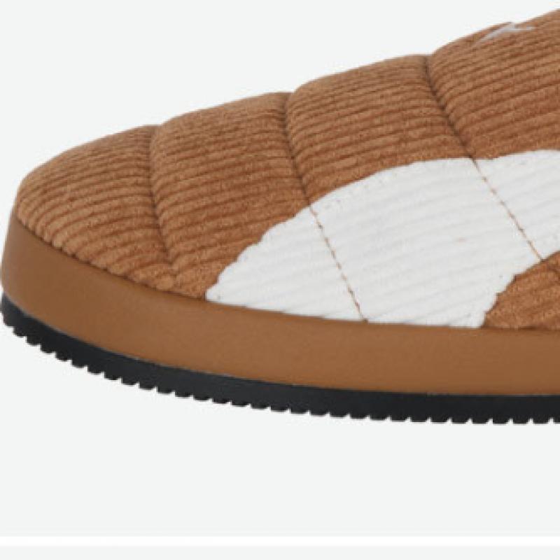 【PUMA】◆Tuff Padded FS Corduroy Caramel Latte◆402172-02◆ PUMA's Tuff Padded Clogs Are Softer Than Ever in Corduroy