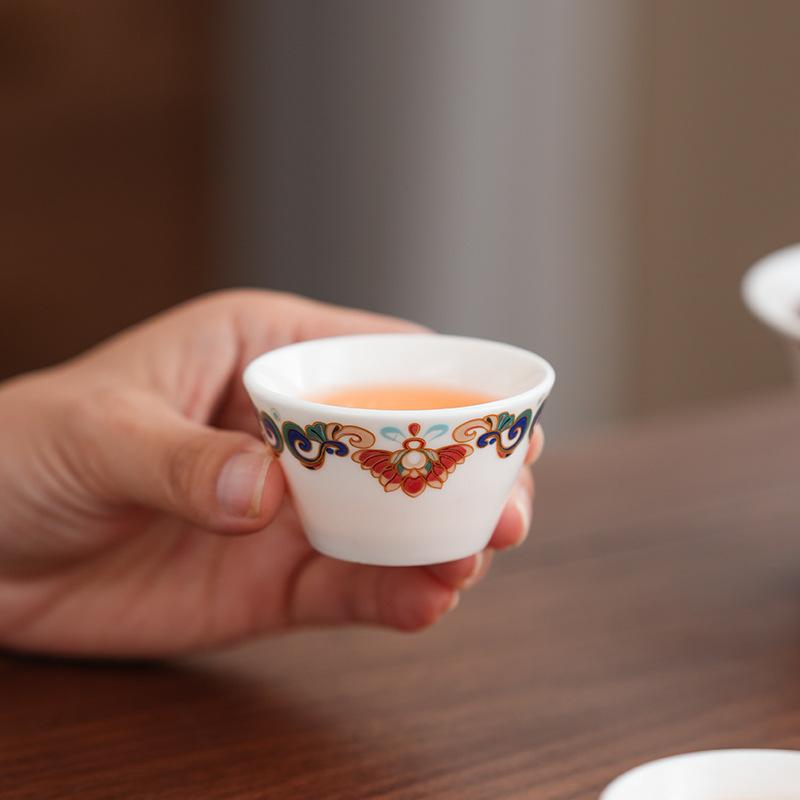 Outdoor travel kung fu tea set suet jade set Dunhuang ceramic cover bowl Kuaike cup one pot three cups portable leather bag