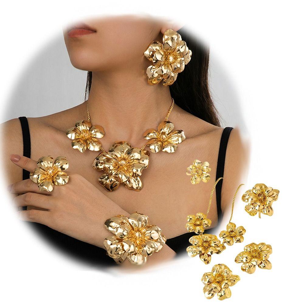 Retro Style Metal Flower Jewelry Set European Style Exaggerated Retro Jewelry For Ladies