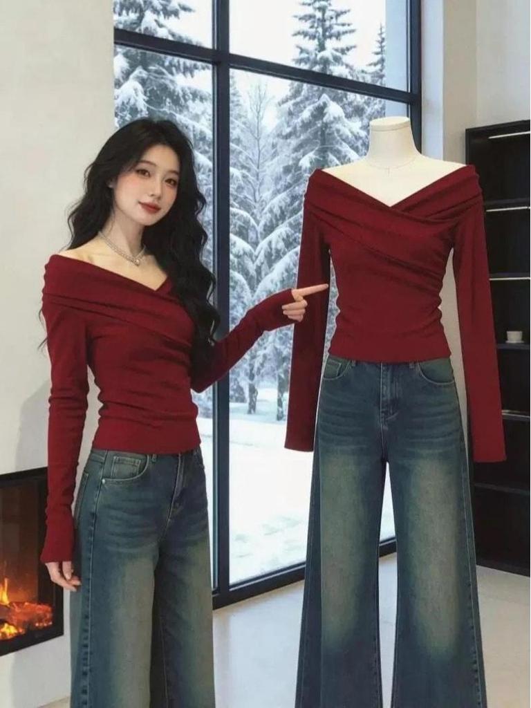 Korean Red V-Neck Long-Sleeve Women's T-Shirt, Spring Chic Slim-Fit Top for Layering