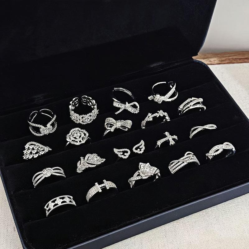 Temperament Geometric Light Luxury High Sense Full Of Diamond Rings, Women'S Cold Wind Niche Fashion Exquisite Folding Index Finger Ring
