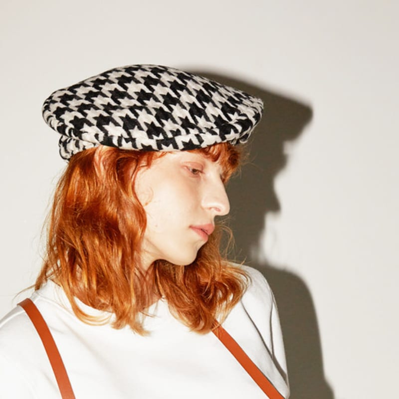 ACONTT Wool Hound Tooth Beret - BL