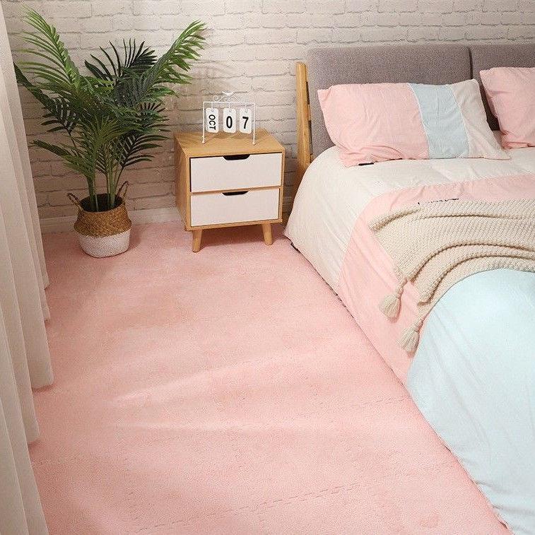 Maty podłogowe antypoślizgowe łączone – odporne na plamy, łatwe do czyszczenia, pełne pokrycie do sypialni/dla raczkującego dziecka.