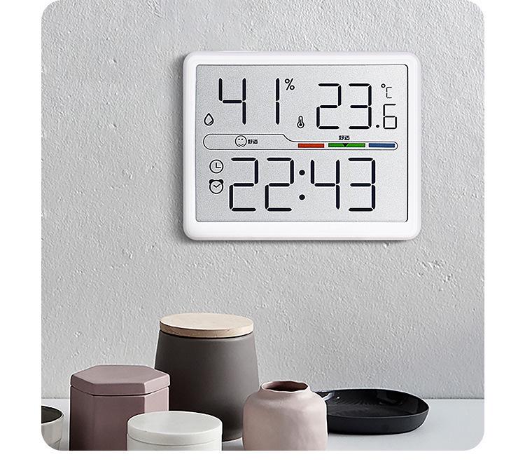 Chinese Magnetic Clock with Temperature & Humidity Display - Model 802