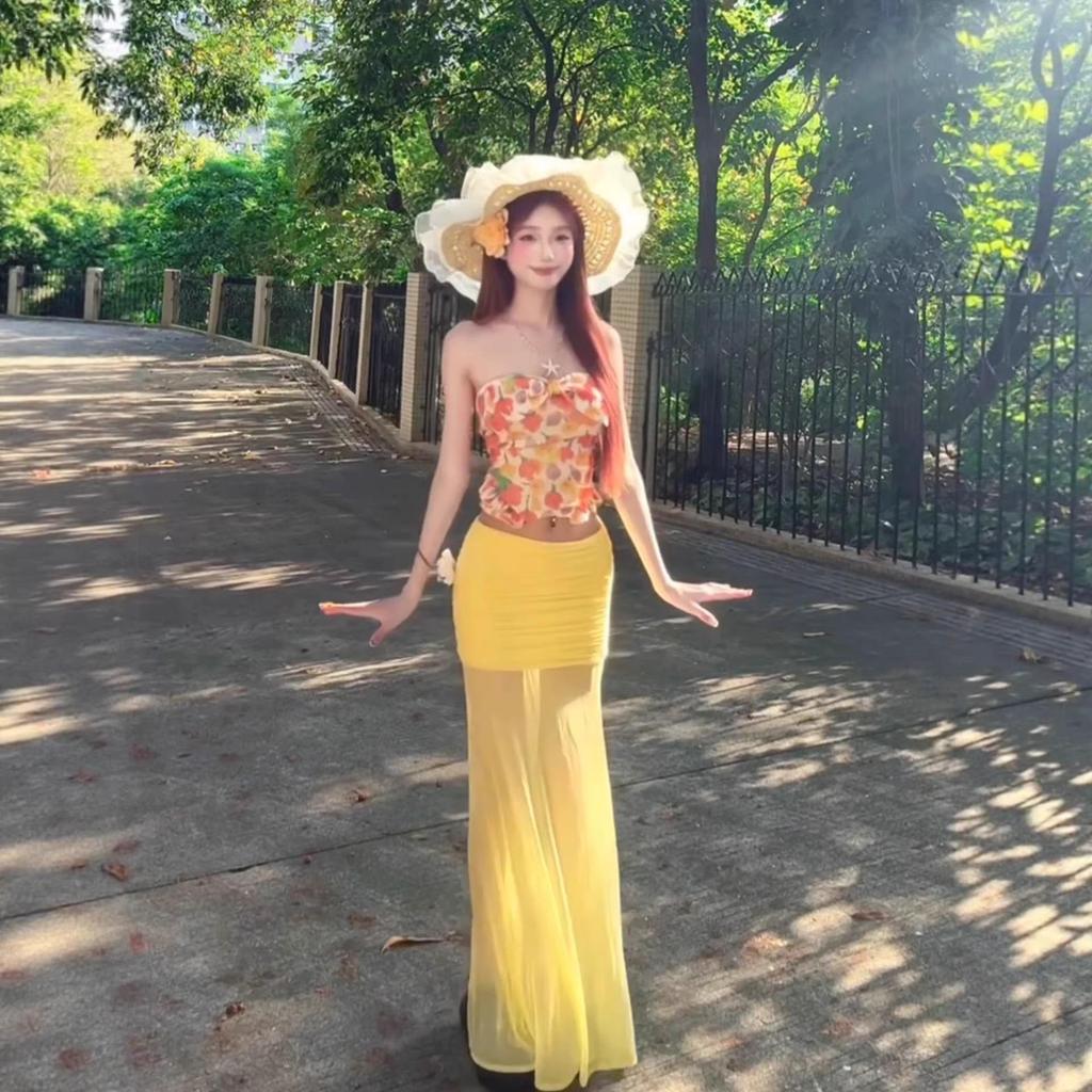 Chic Floral Strapless Top & Mesh Skirt Set - Summer Vacation Style for Women