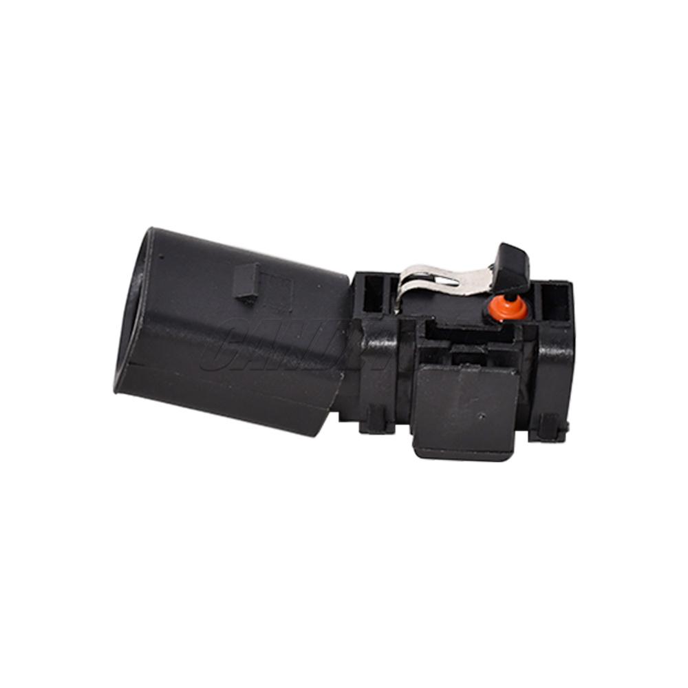 1Pc New Tailgate Cylinder Lock Micro Switch Unit 2Pins 1T0962103 1T0962103A For VW Polo 9n Jetta A5 1K 2005-2010 Car Accessories