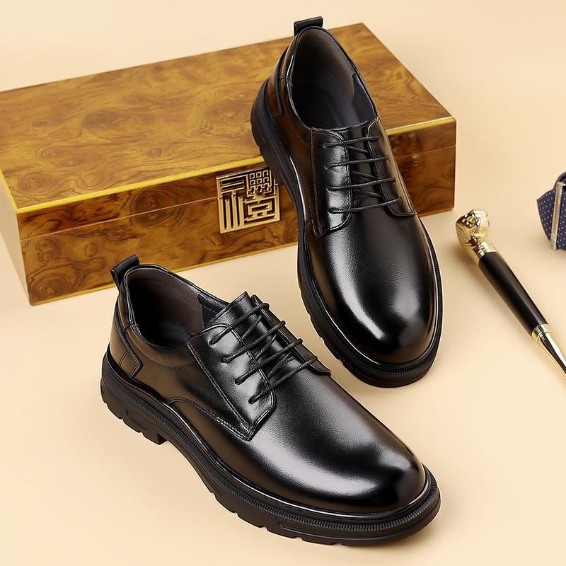 Fashion 2025 New Male Wedding Dress Shoes All-match Walking Shoes Handmade Real Leather Men Shoes Comfortable Casual Oxfords  Footwear