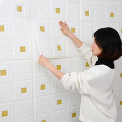 1/5/10 Pezzi 70*35cm Adesivo Murale 3D Pannello Soffitto Decorazione Tetto Carta da Parati in Schiuma Autoadesiva