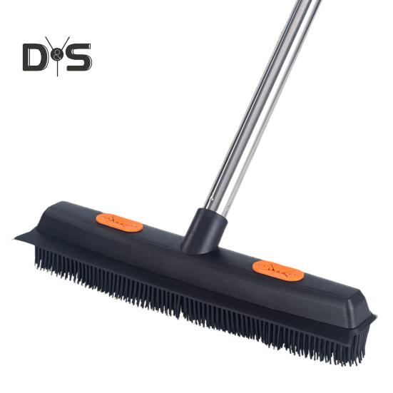 מטאטא לשיער חיות מחמד 2 ב-1 עם ידית ארוכה עם מגב מברשת קלת משקל להסרת פרווה אחיזה ארגונומית מברשת ניקוי רב-משטחית