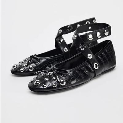 Fashion Women Shoes Ballet Flats Metal Rivets Holes Hollow Mary Jane Designers Vintage Brand Daily Sneaker Casual Walking Loafers