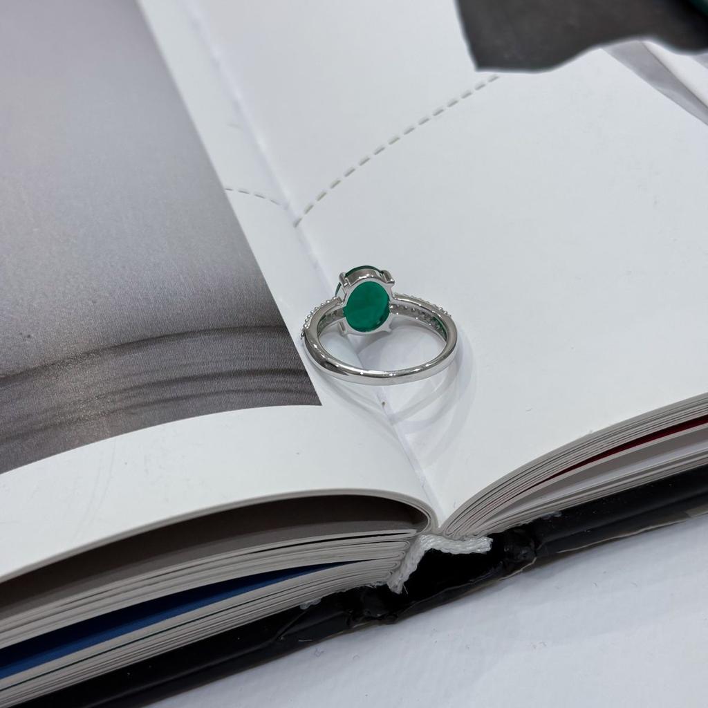 Silver Ring with Natural Agate, Item Weight 2.93 G (2173595)