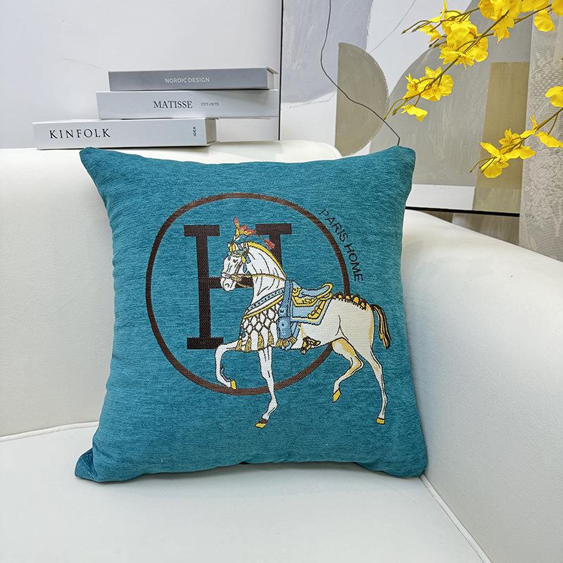 Chenille Jacquard Luxury Pillowcase - White Horse Design