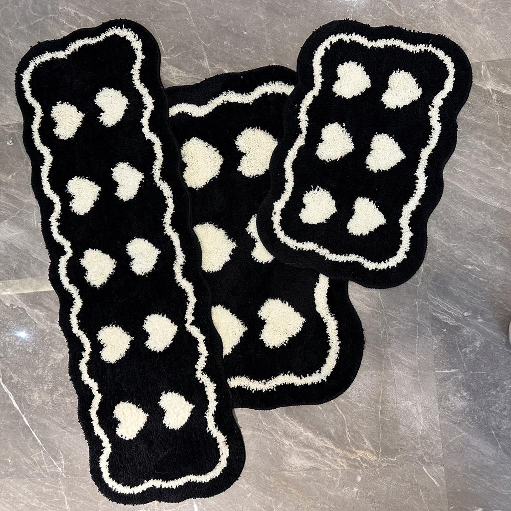 Black White Heart Pattern Bath Mat Absorbent Non-Slip Kitchen Bathroom Rug Soft Fluffy Shower Floor Mat Home Bathroom Decor Gift