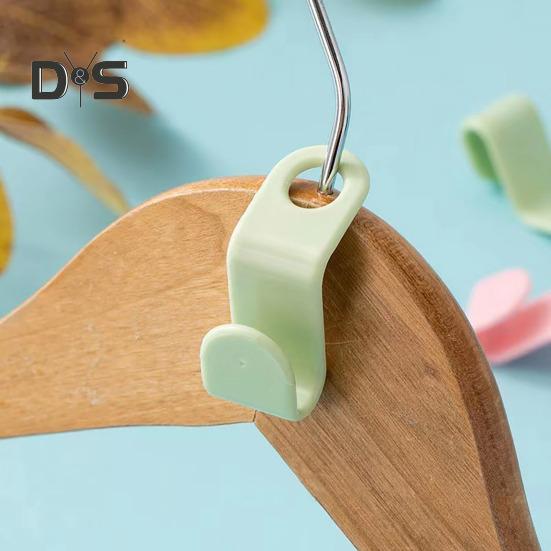 50Pcs Clothes Hanger Connecting Hooks Mini Size Multi-Color Versatile Space Saving Hangers Clothes Hanger Clips