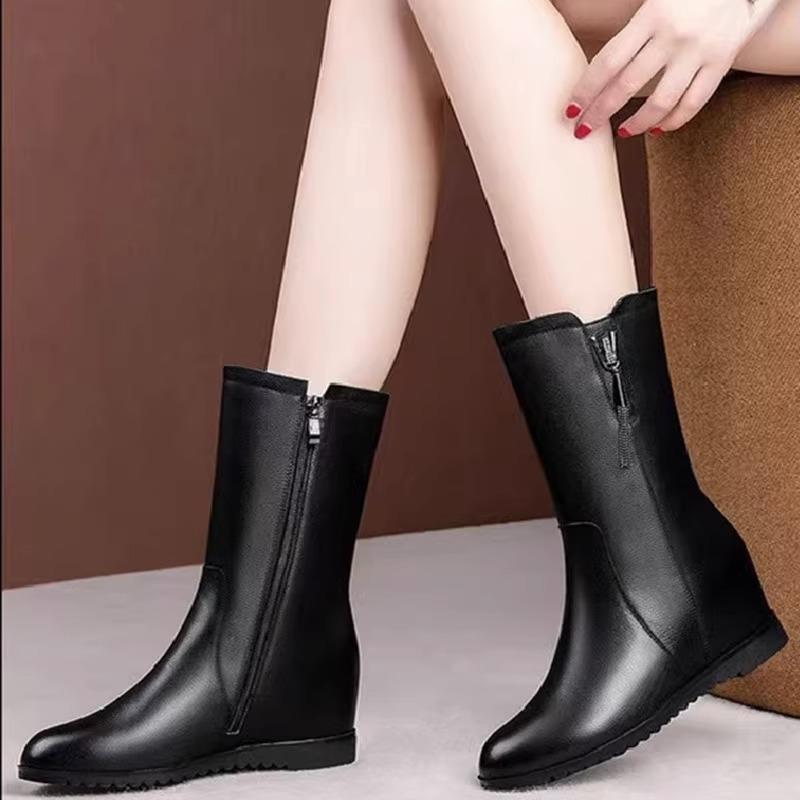 2025 autumn and winter new flat bottom inner height increase medium boots versatile side zipper round head Martin boots mother leather boots