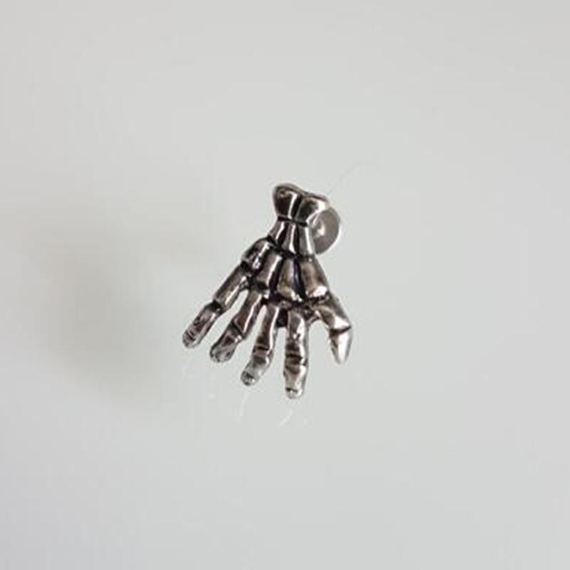Skull Devil Hand Lip Piercing Zircon Skeleton Labret for Women Men Palm Stud Earrings Christmas Gift Hot Unique Punk Metal 1pc