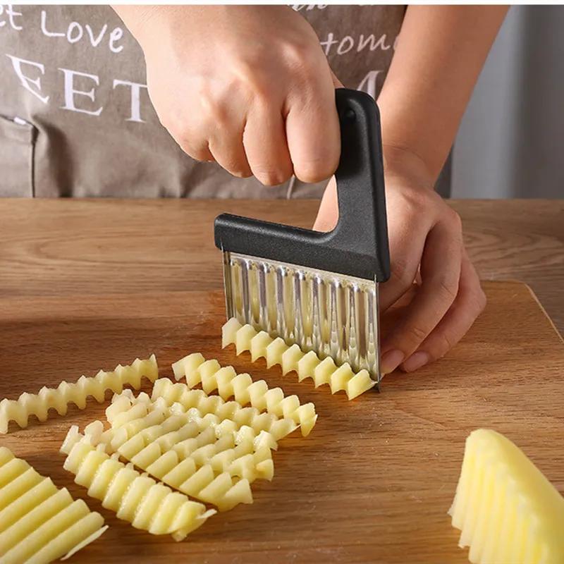 Stainless Steel Potato Chip Slicer Dough Vegetable Fruit Crinkle Wavy Slicer Knife Potato Cutter Chopper French Fry Maker Fries