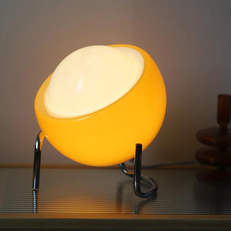1Pc Medieval Bauhaus Indoor Table Lamp Living Room Bedroom Bedside Glass Creative Decoration Desk Lamp Nordic LED Retro Night Lights