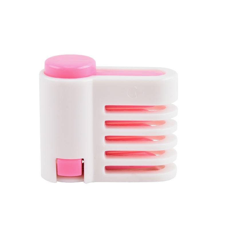 

Adjustable Plastic Bread and Cake Slicer Tool