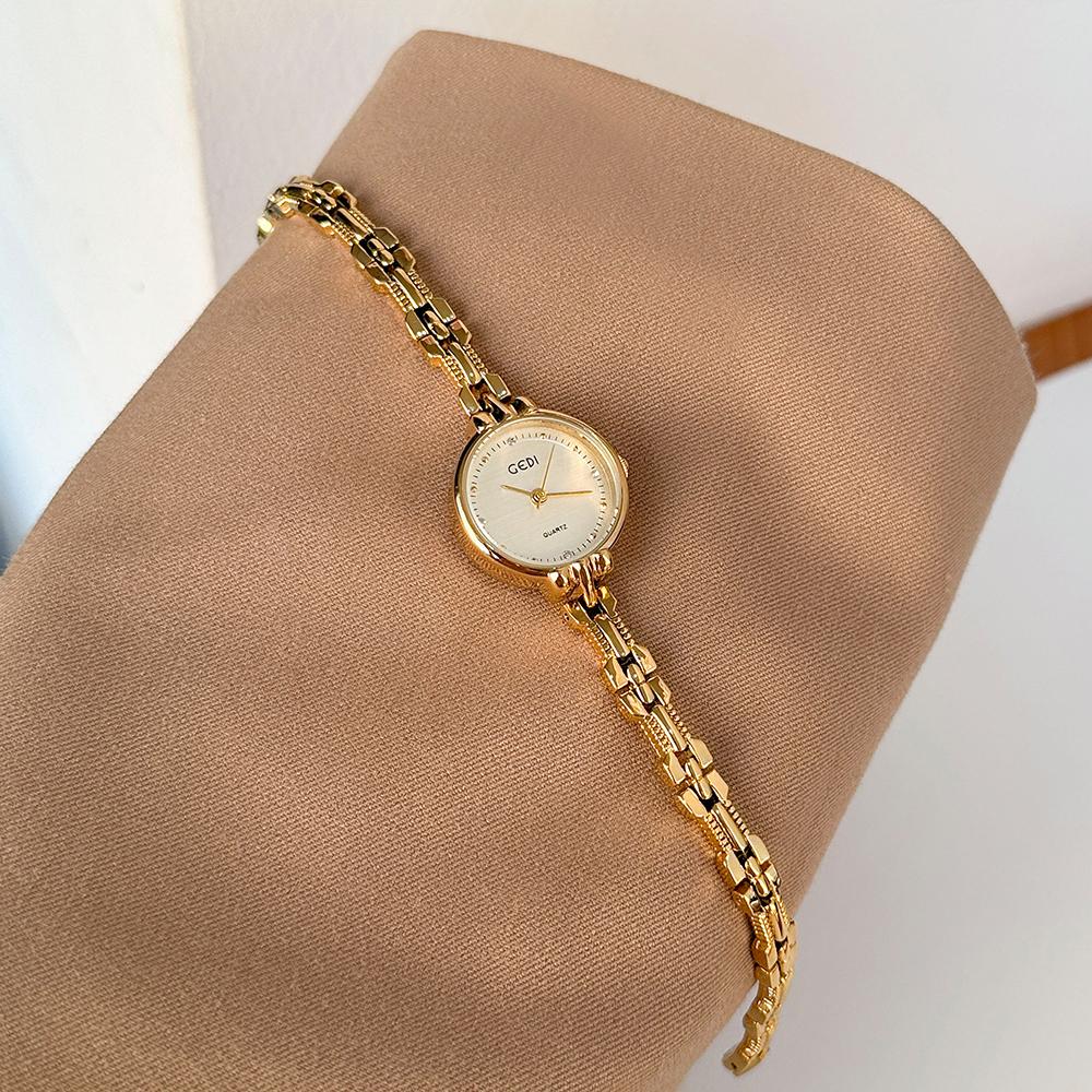 Montre Femme GEDI Vintage Gold Woman Watch Oval Mother of Pearl Dial Quartz Elegant Golden Bracelet Women Wristwatch Reloj Mujer