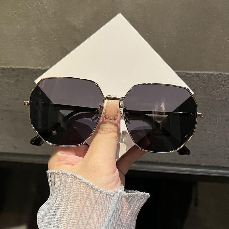 New Men Driving Sunglasses Retro Spring Leg Eyeglasses Outdoor Sports Metal Frame Women's Eyewear UV400