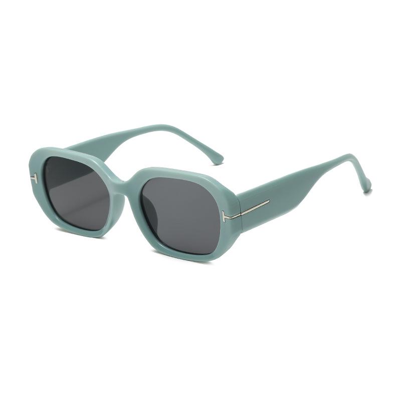 

New VintageStyle Rectangle Sunglasses ForWomen Designer Vintage Small Frame Sun Glasses Ladies Classic Black Square UV400