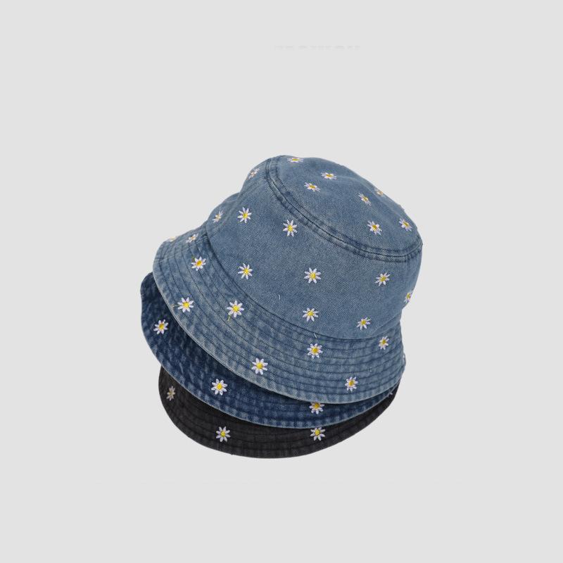 Chrysanthemum Embroidered Cowboy Four Seasons Smiling Face Small Mask Fisherman's Hat Female Ins Sunscreen Sunscreen Hat