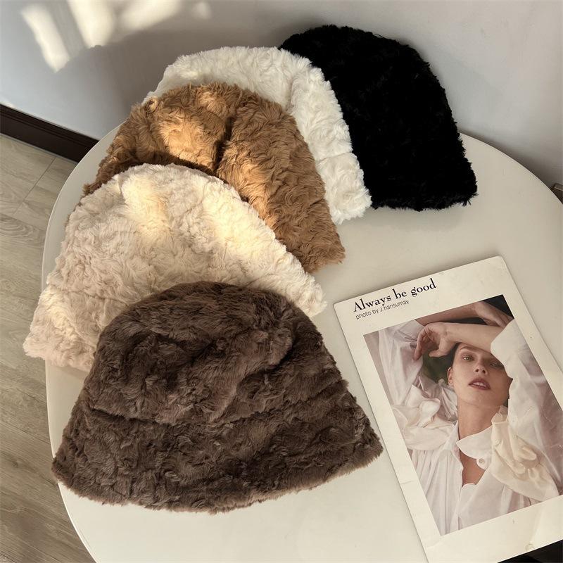 Fashion lamb wool plush bucket hat women's winter plush thickened warm temperament versatile cold hat