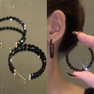 Boucles d'oreilles simples et tendance Noir Élégant Femmes Boucles d'oreilles scintillantes Fête Boucles d'oreilles scintillantes Polyvalent Pompons Délicat Étudiant Femmes Jolies boucles d'oreilles AVE