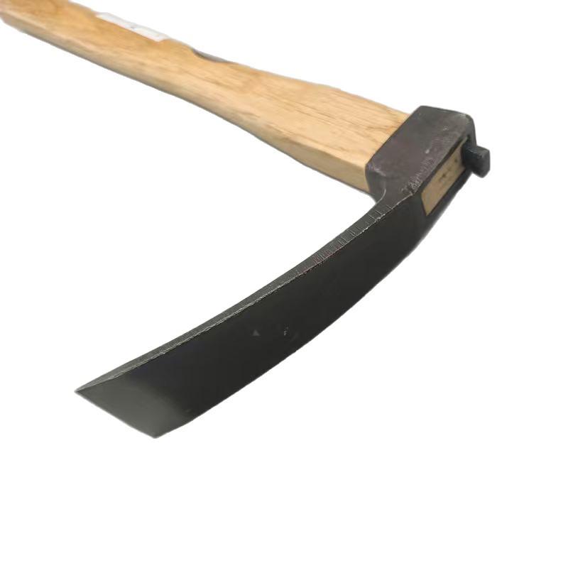 Zhengqing No. 7 Forged Small Hoe with Wooden Handle - Durable Gardening Tool for Digging Bamboo Shoots, Planting, and Soil Loosening