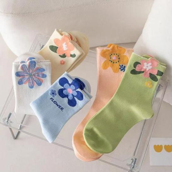 5 Pairs Student Socks Flower Pattern Mid-Calf Warm Socks Breathable Moisture-Wicking Autumn Winter Socks