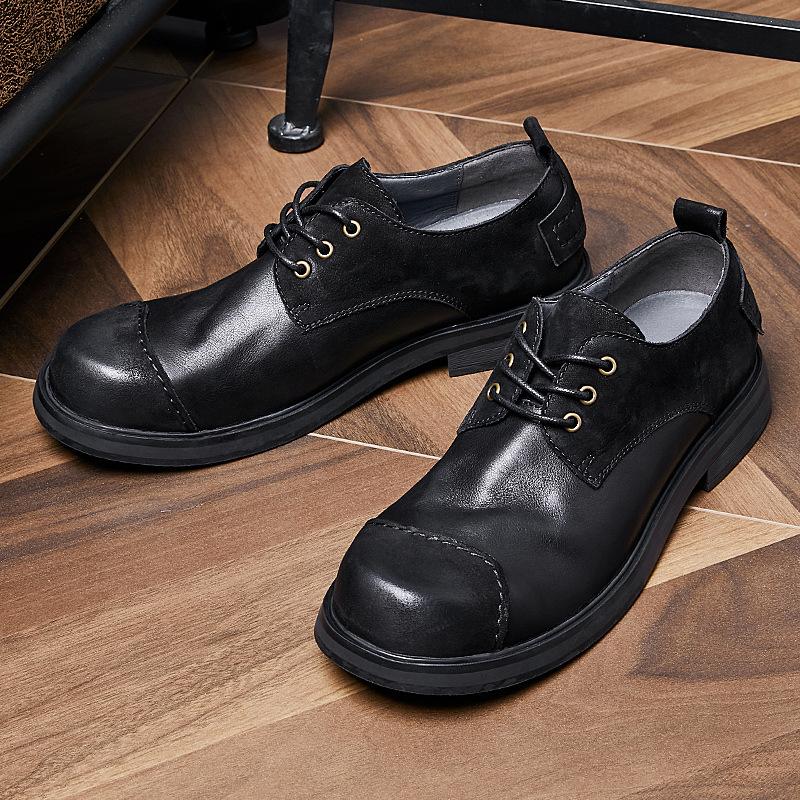 Pantofi de bărbați din piele lucrați manual în stil britanic Pantofi de piele ocazional din piele moale Pantofi de afaceri pentru bărbați cu talpă moale Pantofi cu cap mare Pantofi de scule