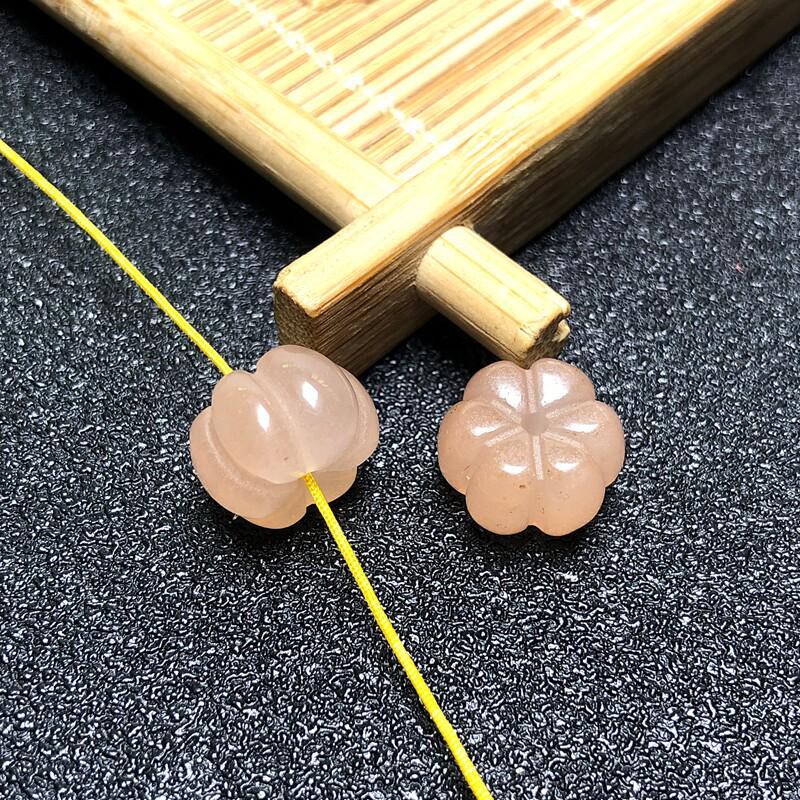 Gold Silk Jade Pumpkin Beads: Round Pendant & DIY Jewelry Accessories