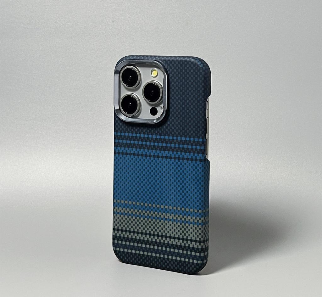 iPhone 16 Pro Max Carbon Fiber PC Half-Wrapped Magnetic Drop-Proof Case for iPhone 15/14