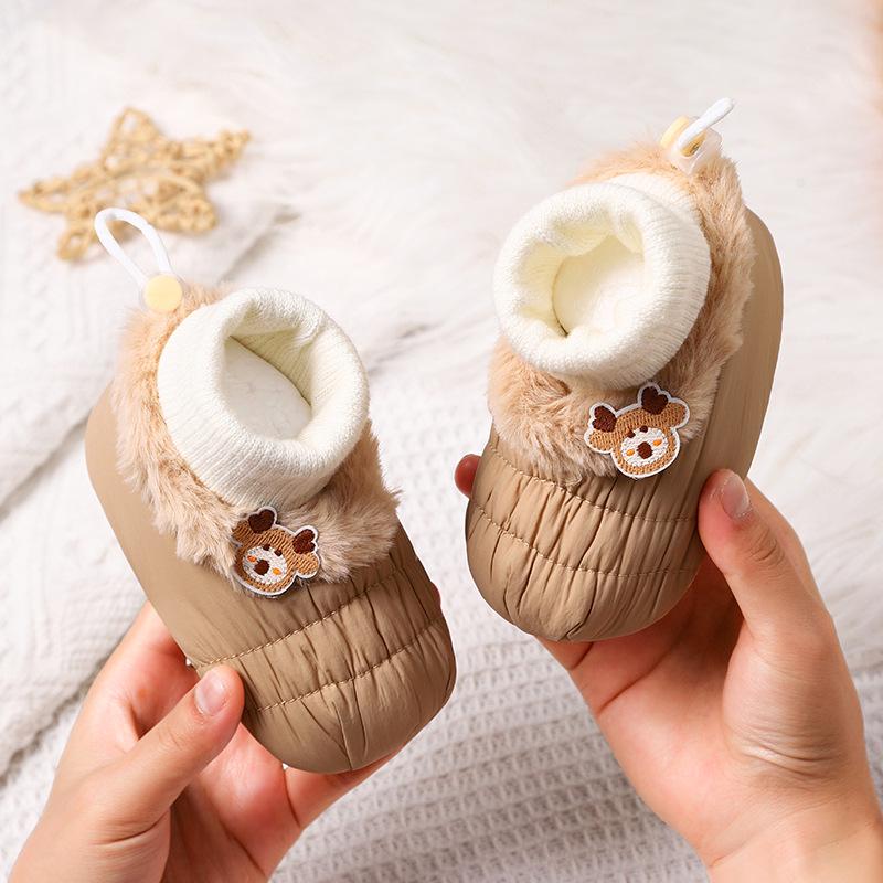 Cartoon Baby Shoes: Soft Sole, Fleece-Lined, Warm Cotton, Non-Slip, Anti-Drop, and Cold-Insulating for Boys & Girls